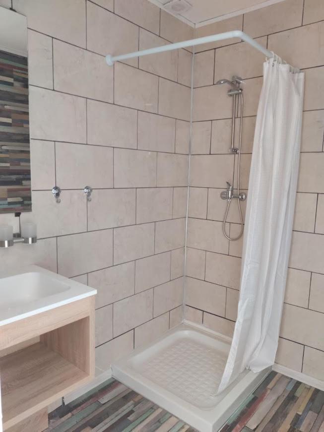 Cocon Des Lys Hotel Saint-Louis  Ngoại thất bức ảnh